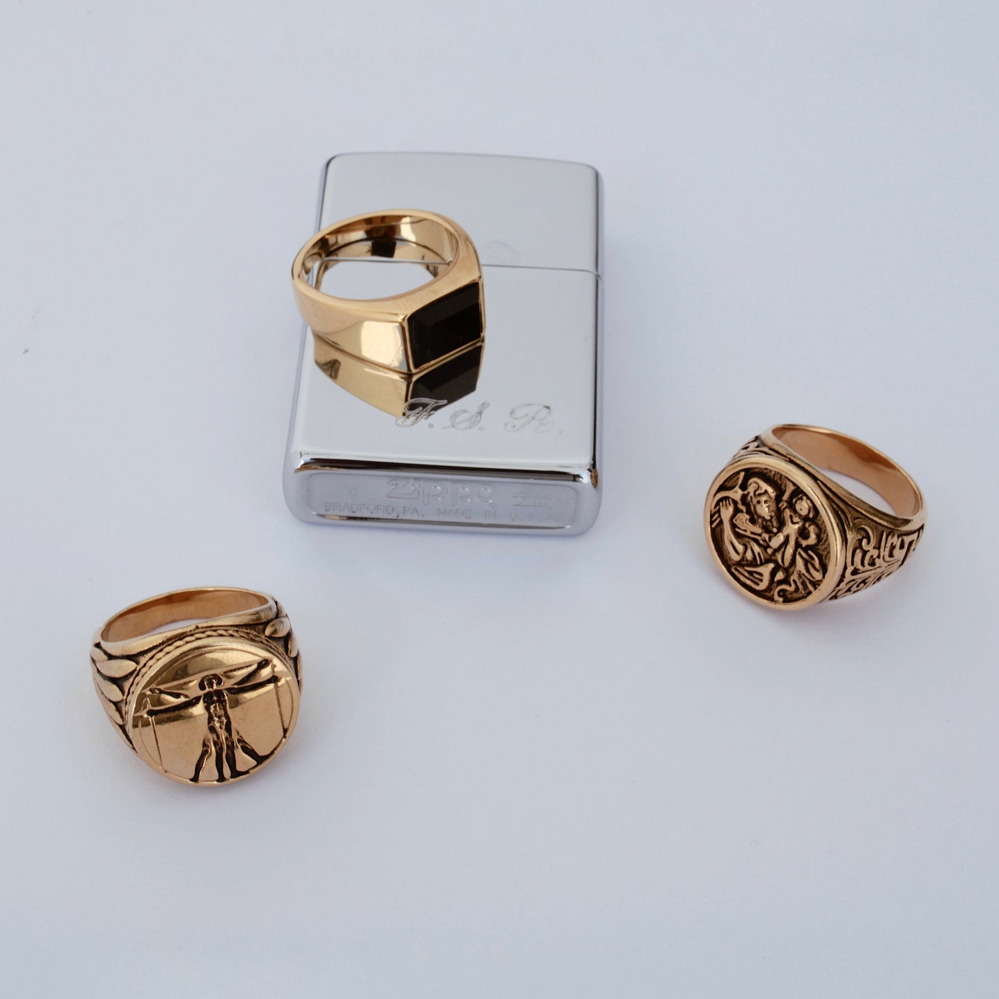 Anillo Jordán Gold